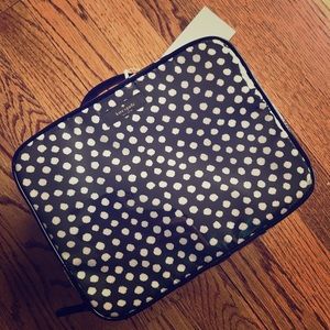 Kate Spade Martie NWT MultiCompartment Travel Case
